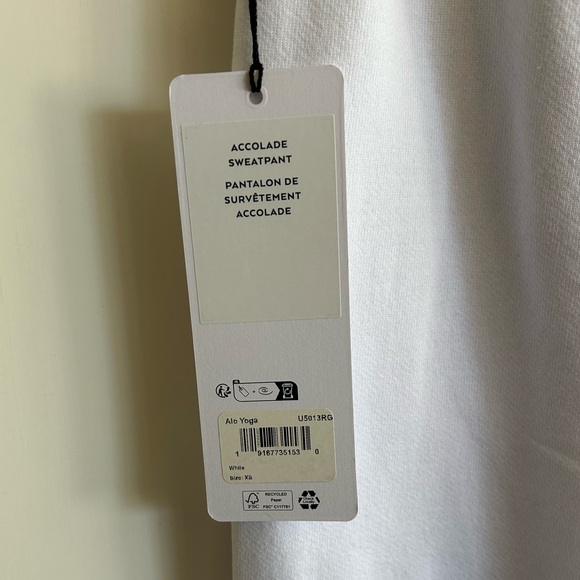 Alo Accolade Sweatpant - Picture 4 of 5